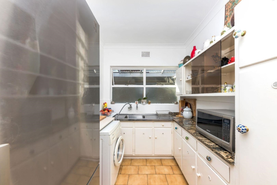 2 Bedroom Property for Sale in Green Point Western Cape